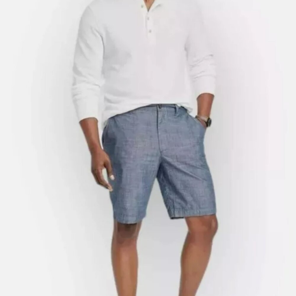 Goodfellow & Co. The Every Wear 9" Flat Front Mid-Rise Chino Short in Chambray